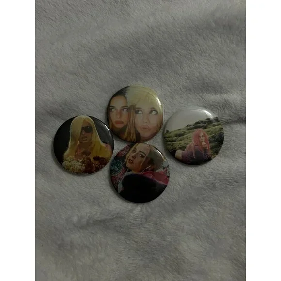 Addison Rae Pinback Button Set - Picture 1 of 3